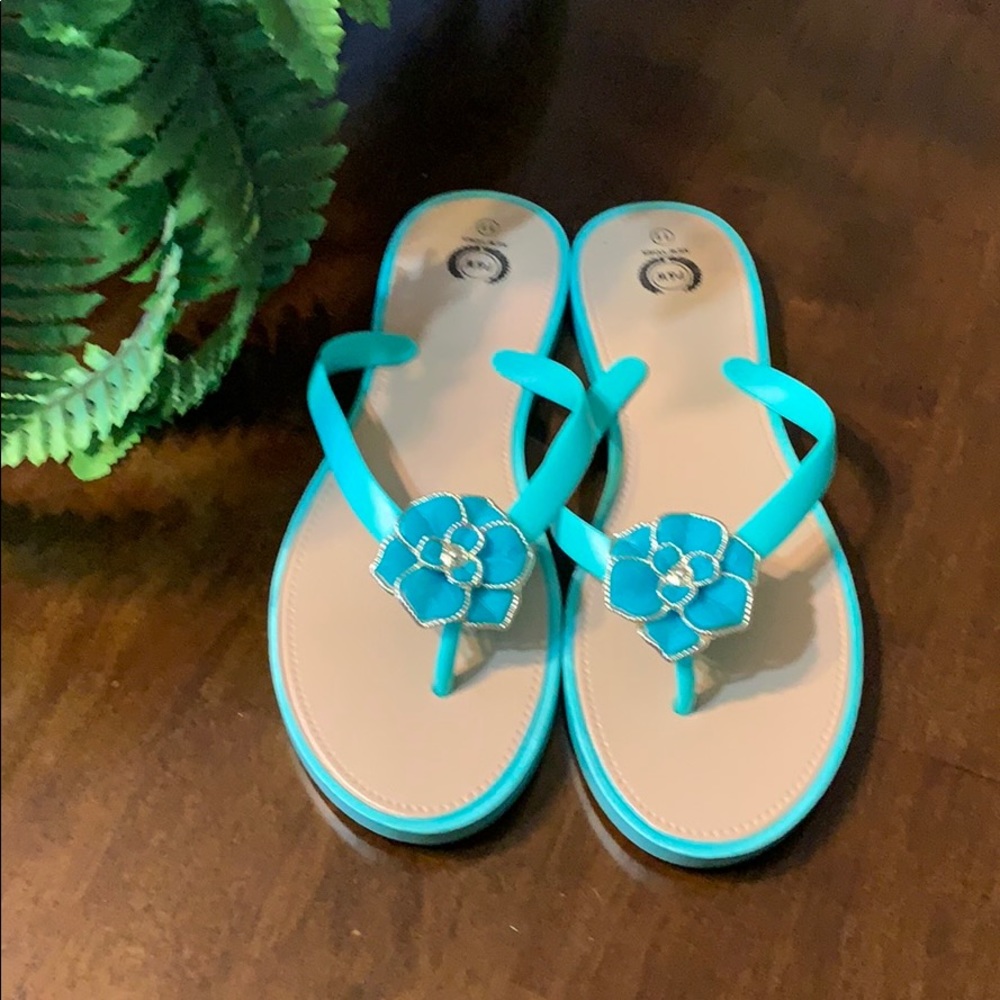 Blue Flip Flos